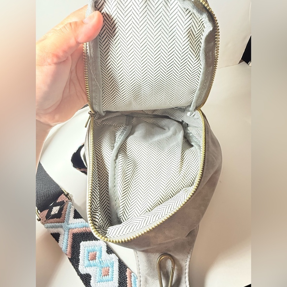 Gray Crossbody Bag with Patterned Strap - Picture 8 of 8